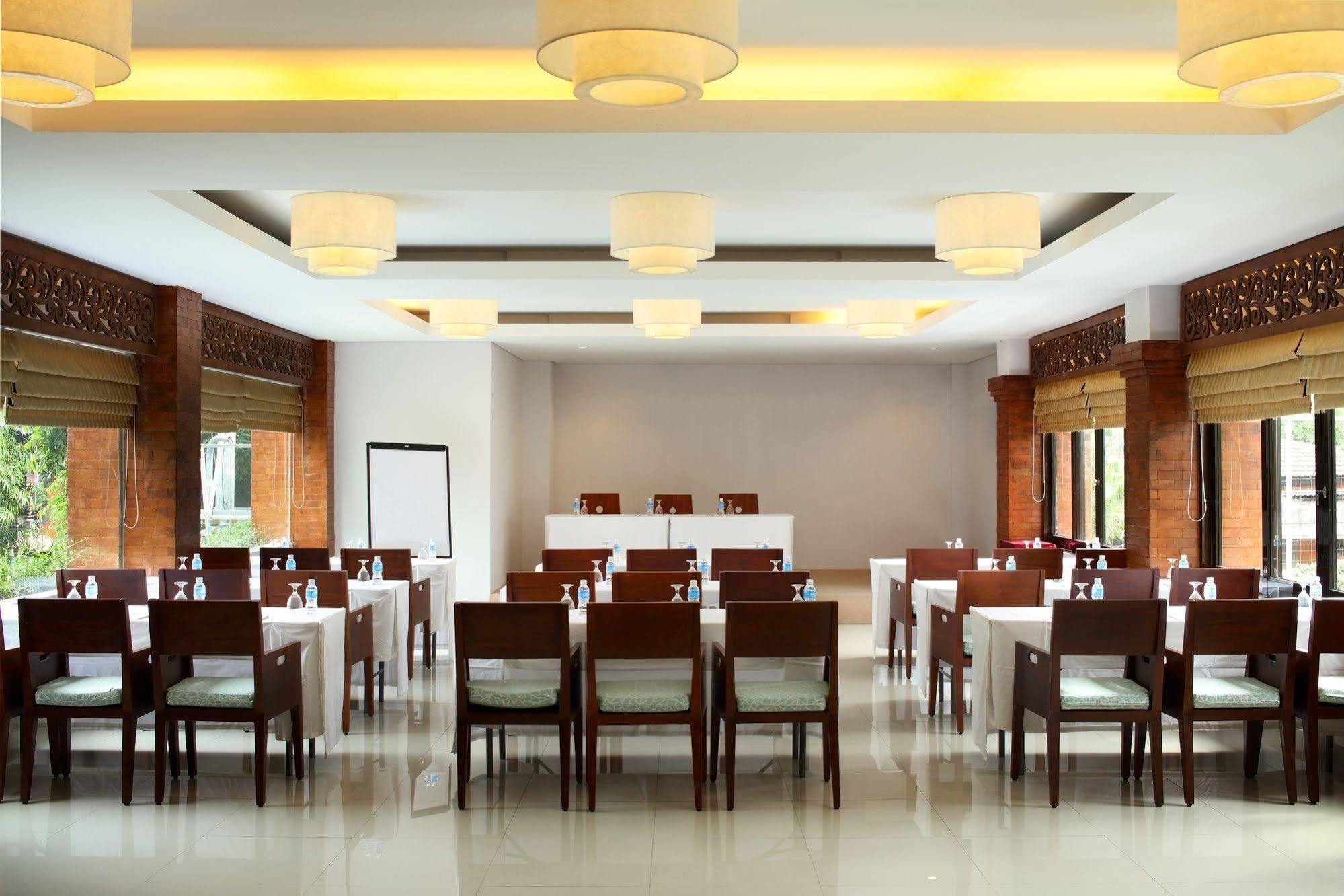 Grand Mirah Boutique Hotel Денпасар Екстериор снимка