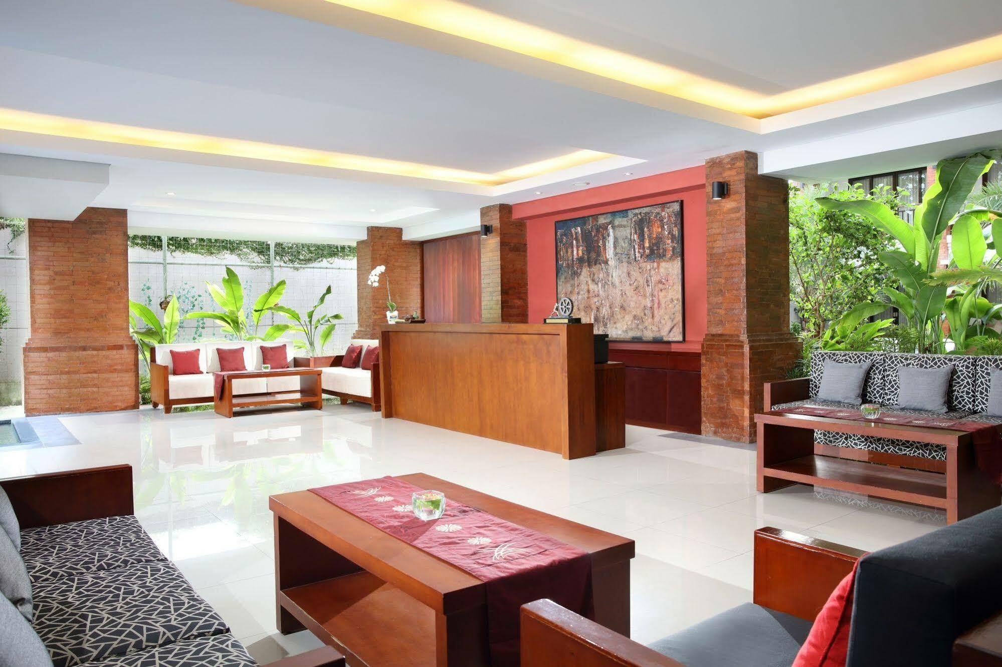 Grand Mirah Boutique Hotel Денпасар Екстериор снимка