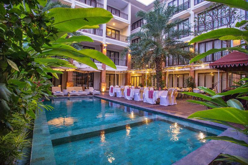 Grand Mirah Boutique Hotel Денпасар Екстериор снимка